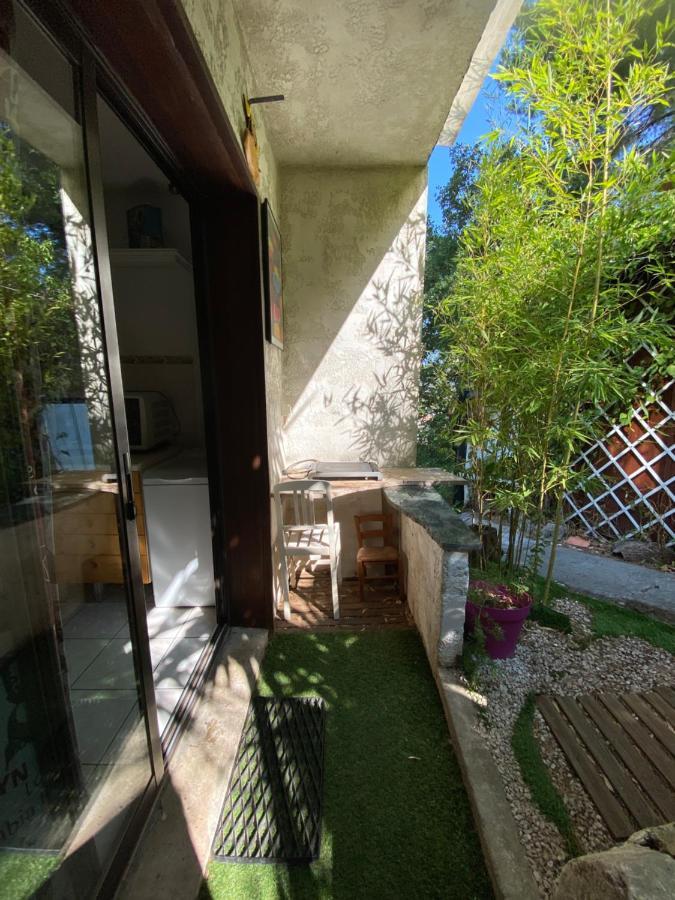 Studio Grotte Des Fees Apartment Hyeres Exterior photo